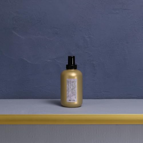 Davines This is a Primer. It’s for Natural Shine, Anti-Humidity and Bodyfying Effect, 8.45 oz.