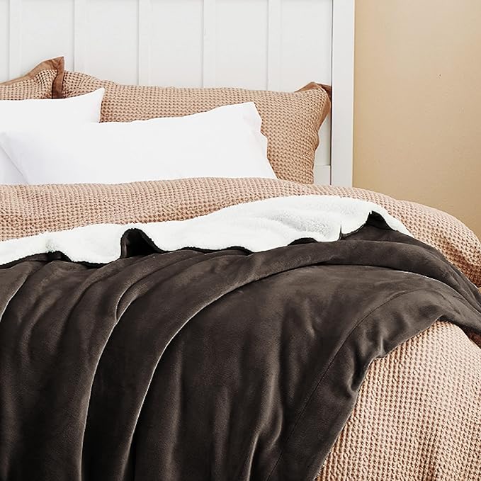 Bedsure Sherpa Fleece Throw Blanket Twin Size for Couch - Thick and Warm, Soft Fuzzy Plush Twin Blanket for Winter, Brown, 60x80 Inches