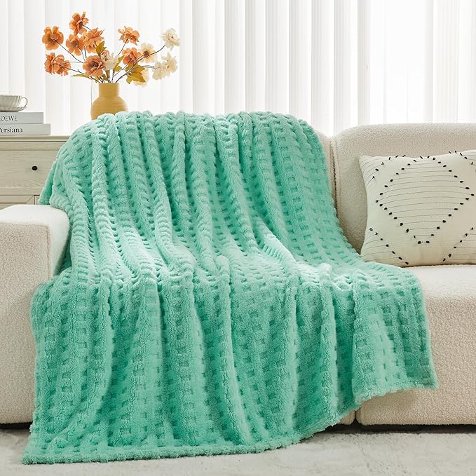 NEWCOSPLAY Super Soft King Blanket Aqua Premium Silky Flannel Fleece 3D Waffle Checkered Lightweight Bed Blanket All Season Use (Aqua, King(90"x110"))