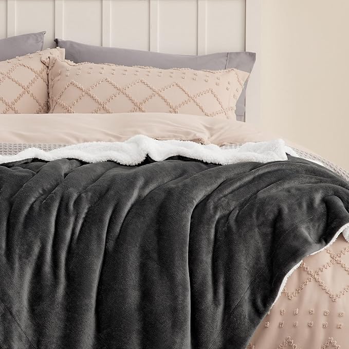 Bedsure Sherpa Fleece Blankets King Size for Bed - Thick and Warm, Soft Fuzzy Plush King Blanket for Winter, Charcoal, 108x90 Inches